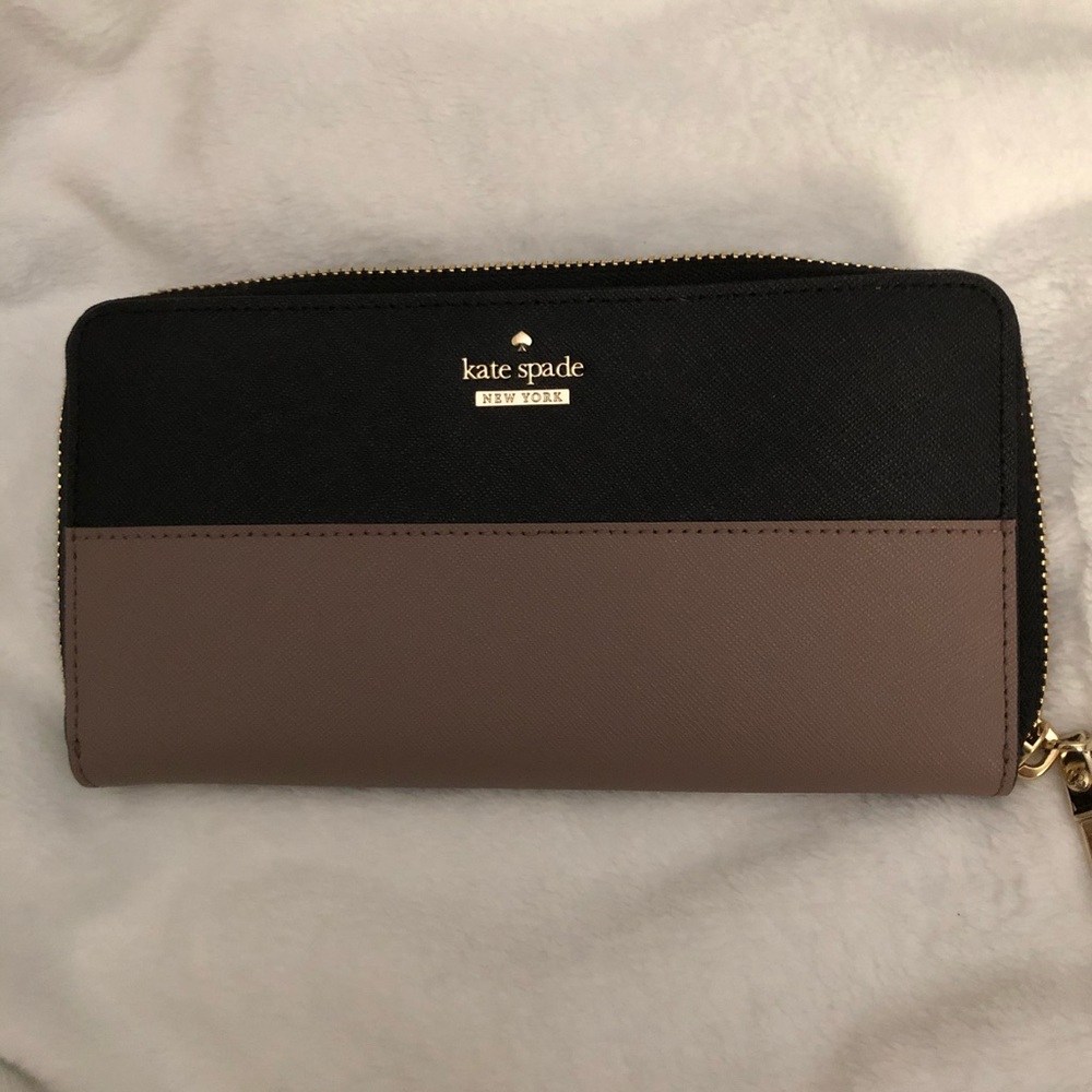 KATE SPADE WALLET LARGE AUTHENTIC